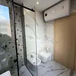 Xhimi's Seaside Appartement Durrës