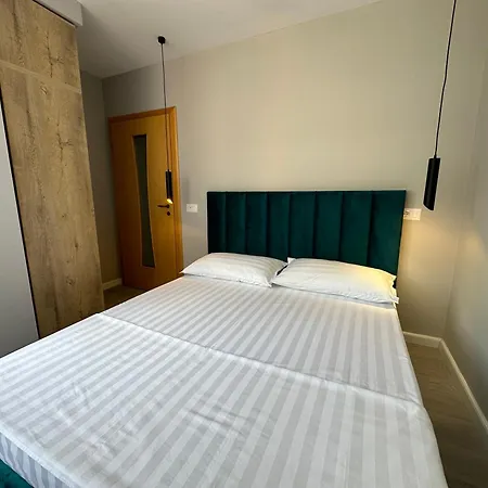 Apartment Xhimi's Seaside