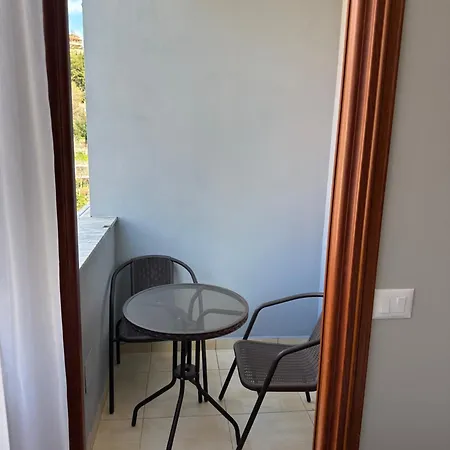 Apartment Xhimi's Seaside