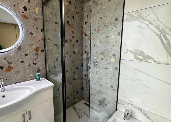 Xhimi's Seaside * Durres