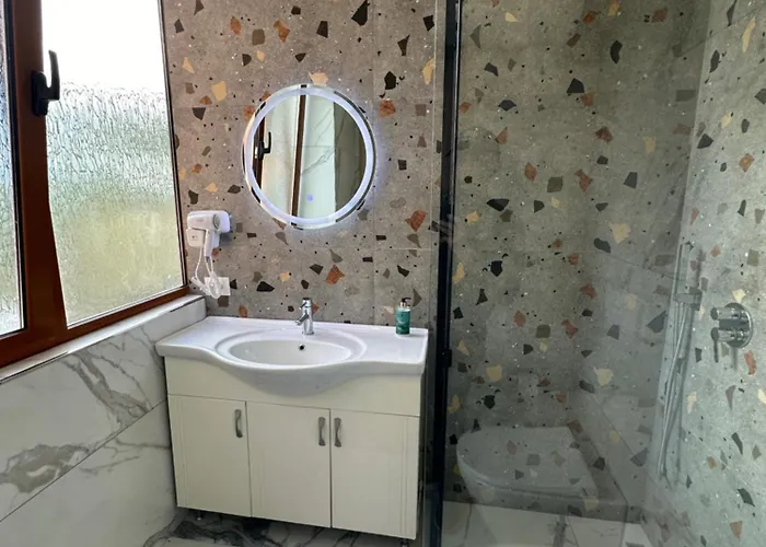 Xhimi's Seaside Apartment Durres