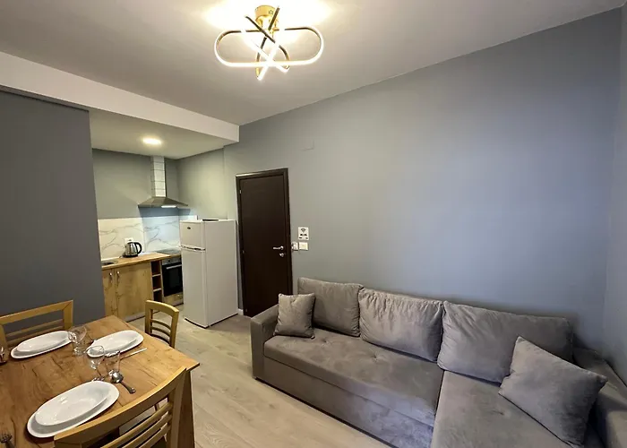 Xhimi's Seaside Apartment *